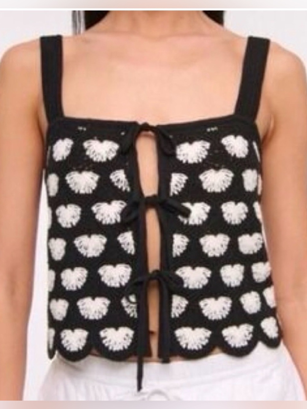 Abercrombie & Fitch Crochet Black Knit Tie-Front Camisole with Seashell Motifs